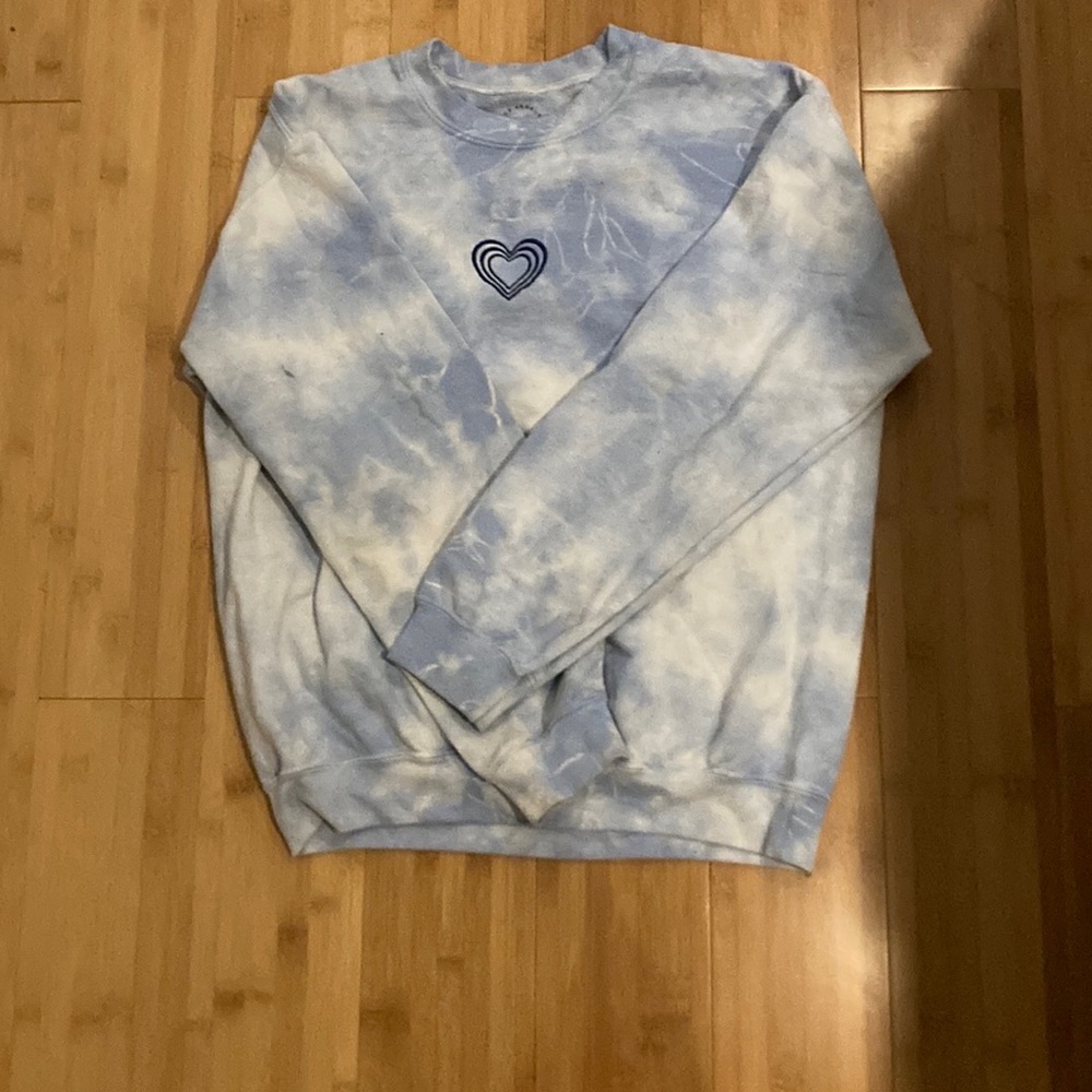 PACSUN crew neck sweatshirt blue tie dye with embroidered hearts